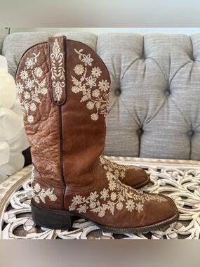 Made in Mexico Embroidered Leather Western Cowboy Boots Women’s 8.5